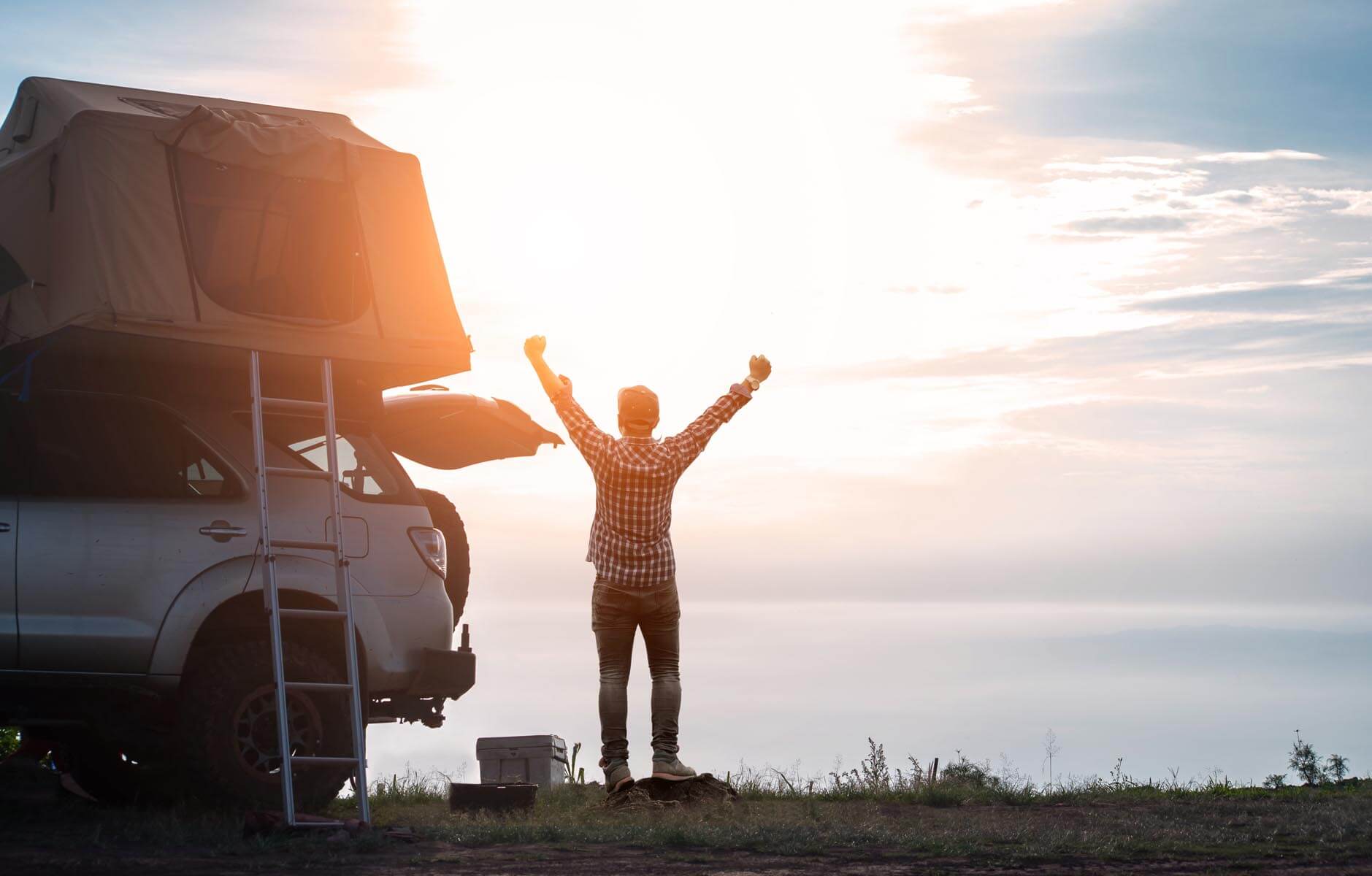 How to Tie Gear to the Roof Racks